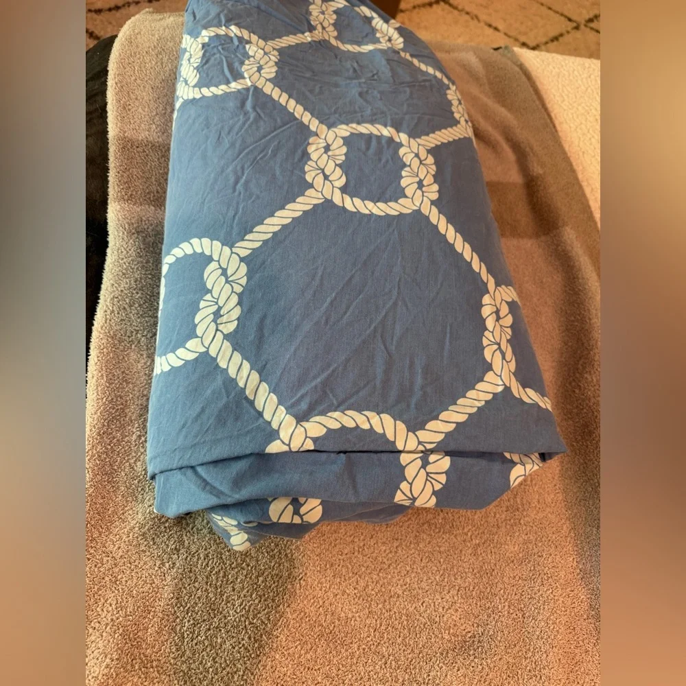 Jonathan Adler Queen Duvet in light Blue 100% Cotton Nautical Knot Wht pattern